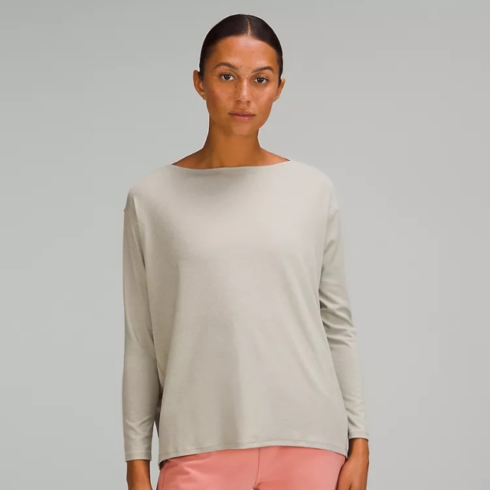 Lululemon Back in Action Long Sleeve Shirt *Nulu Size 4